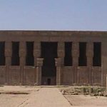 Denderah-court