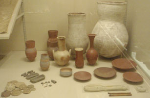 Pottery from the cache of Tutankhamun (copyright Keith Schengili-Roberts)
