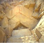 great_pyramid-entrance2