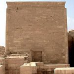 heb-sed-square-chapel-djose